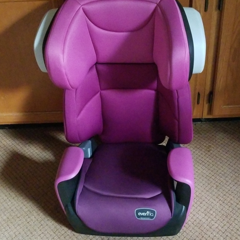 Carseat for a 4 to 6 years old child